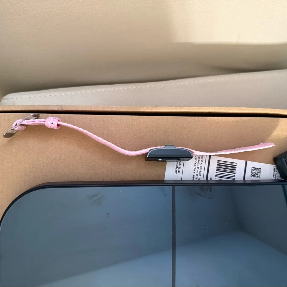 Hume Body Pod and Hume Band Body Composition Monitoring - Picture 9 of 14